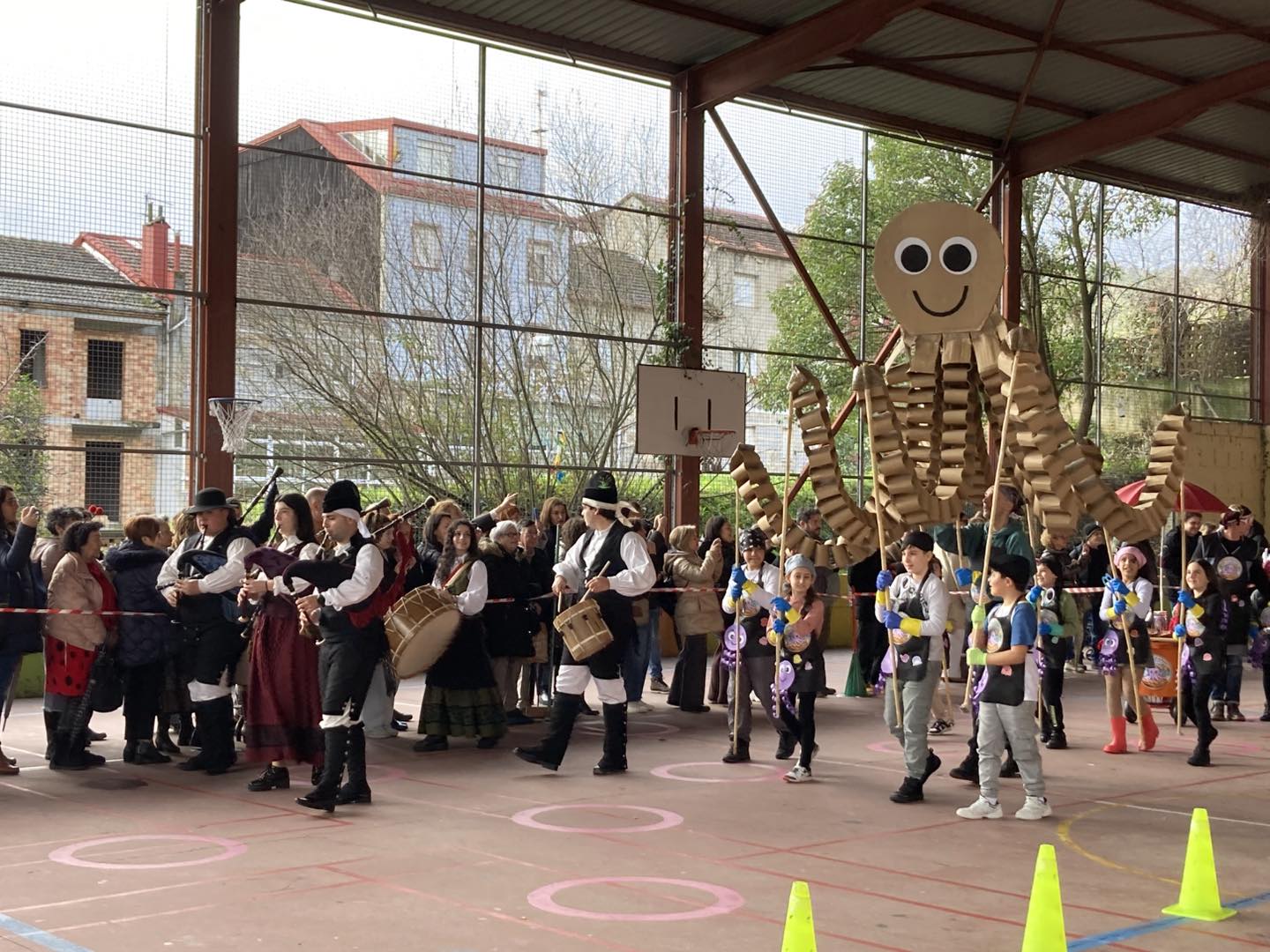 En este momento estás viendo Desfile de Entroido